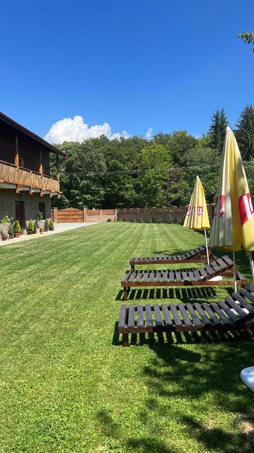 Pensiunea Casa Brancovenilor Sîmbăta de Sus Esterno foto